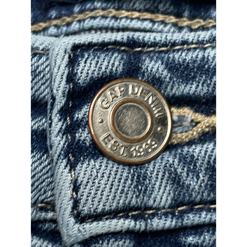 GAP Denim Bermuda Shorts Womens 6/28 Medium Wash 9 Inch Inseam Casual Summer - Picture 4 of 13